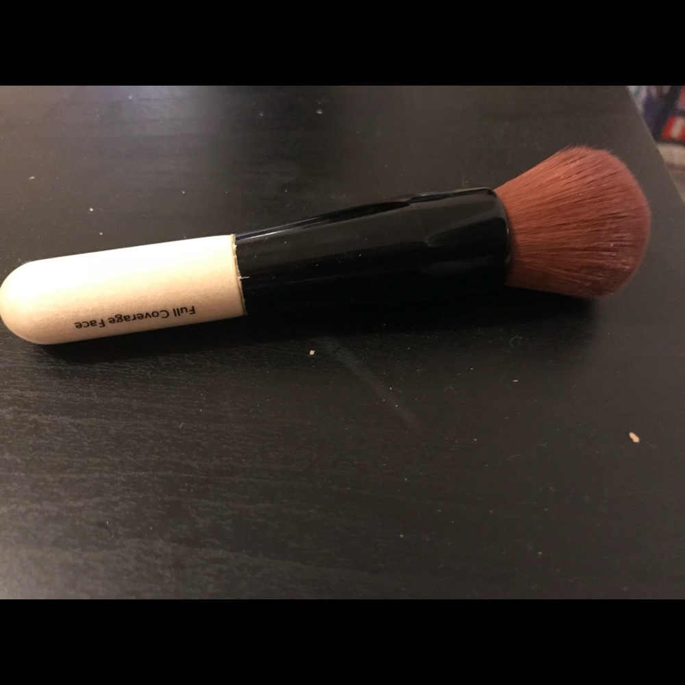 bobbi brown full coverage face brush